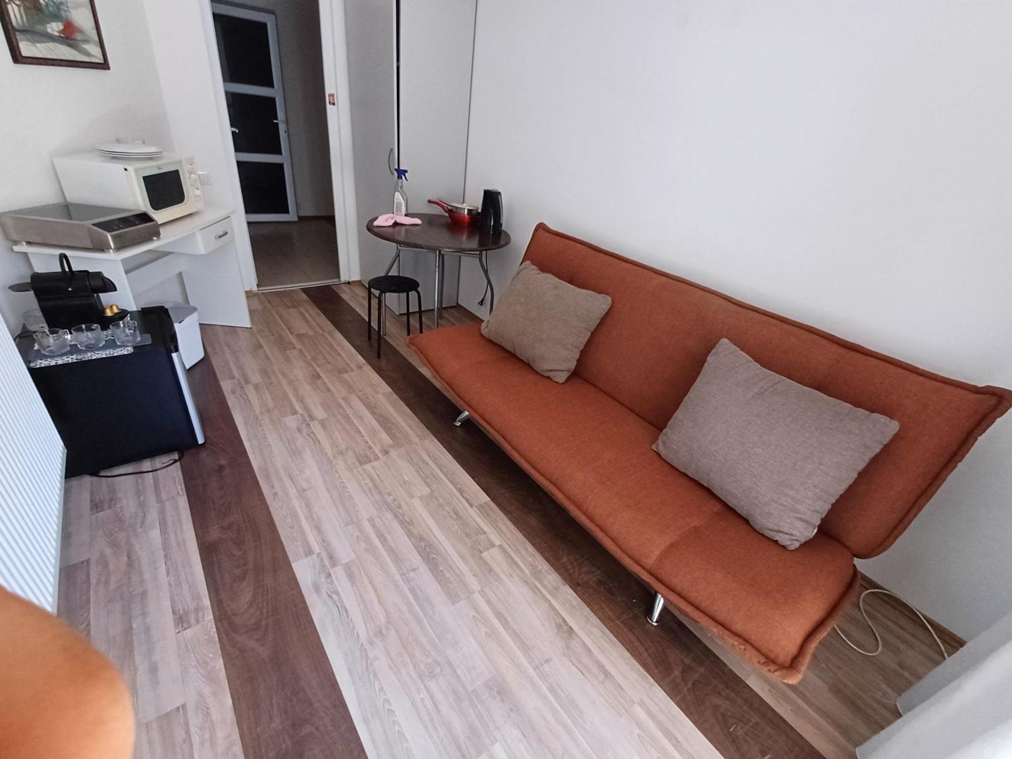 Villa Vamus Vendeg- Es Rendezvenyhaz Vámosszabadi 外观 照片